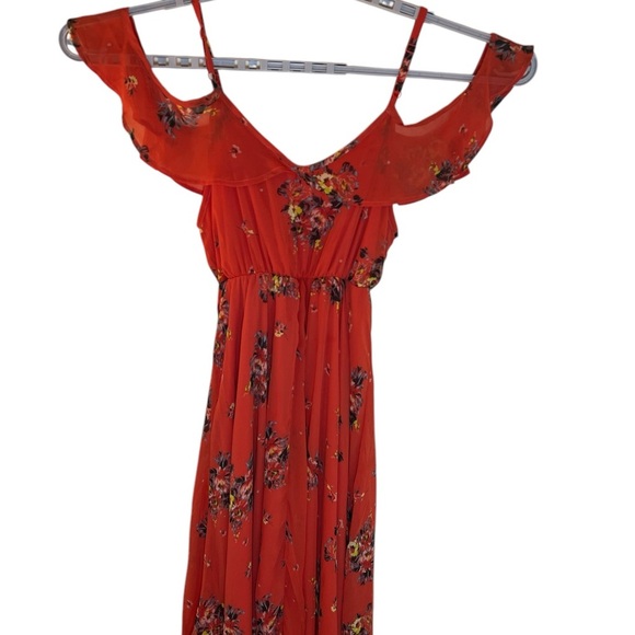 Sexy “Torrid” Off Shoulder Dress Sz 0X . - Picture 7 of 7